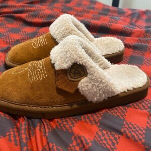 Ariat Brown boot Slippers